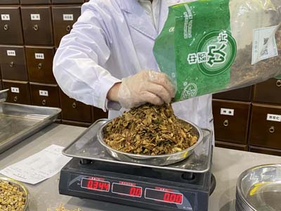 福州御和堂中医肺癌预约挂号：饮食不健康或导致肝癌 防肝癌要注重服药安全